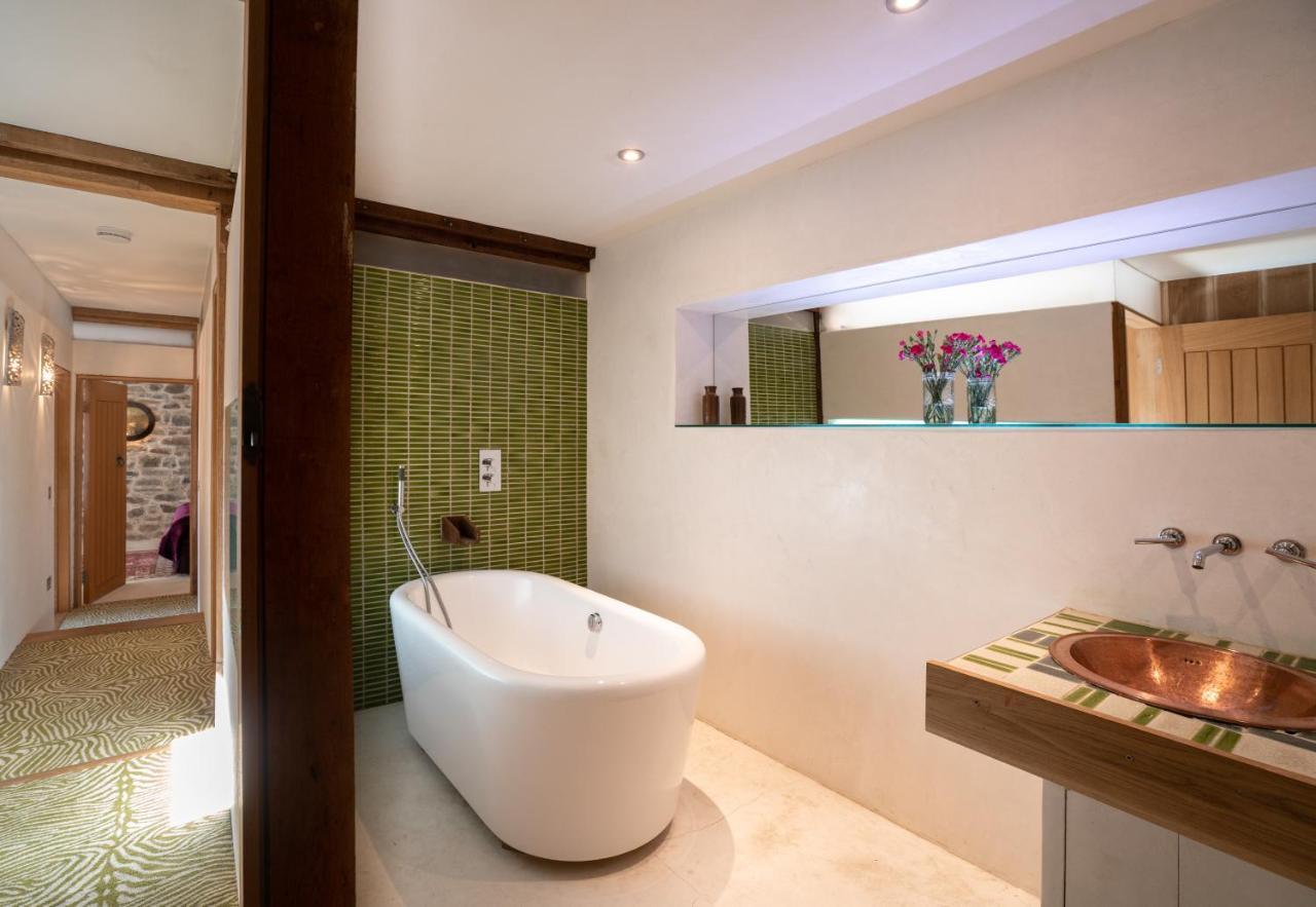 Red Kite Barn - Charming Boutique Barn Conversion Newbridge on Wye Exterior foto